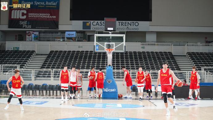 中国男篮不敌意大利无缘三连胜 李凯尔完成国家