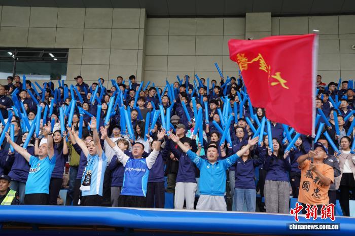 2025中国职工足球超级联赛大连赛区正式开赛