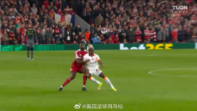 奥斯梅恩手臂骨折伤退 利物浦欧冠赛前备战受阻