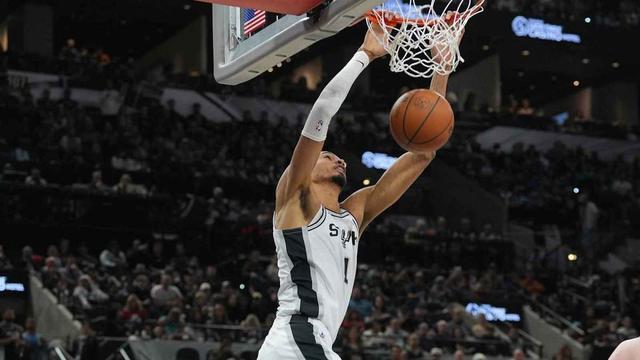 比尔·西蒙斯：若以前五顺位换文班亚马，我仍选