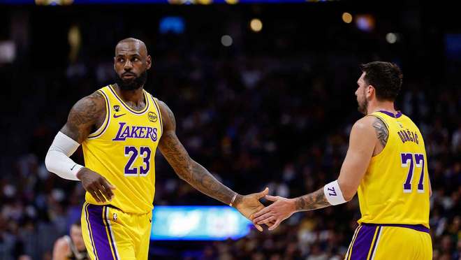 湖人季后赛需詹姆斯上场 专家：战绩高估难闯首