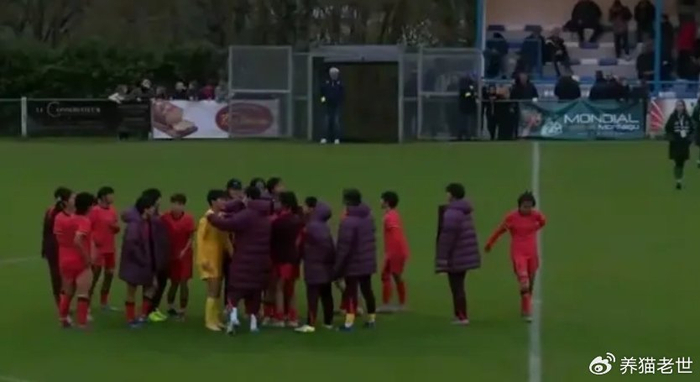 中日U16女足连续两年决赛对决：技术突破与成长