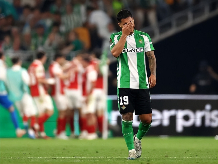 西甲三队欧战双杀德甲积分逼近