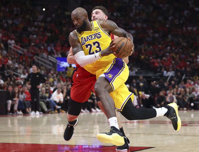 湖人24天逆境崛起淘汰火箭，詹姆斯领袖力挽狂澜